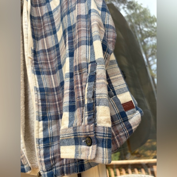 L.L. Bean Women's Scotch Plaid Flannel Shirt, Sherpa-Lined Zip Hoodie - Picture 5 of 8